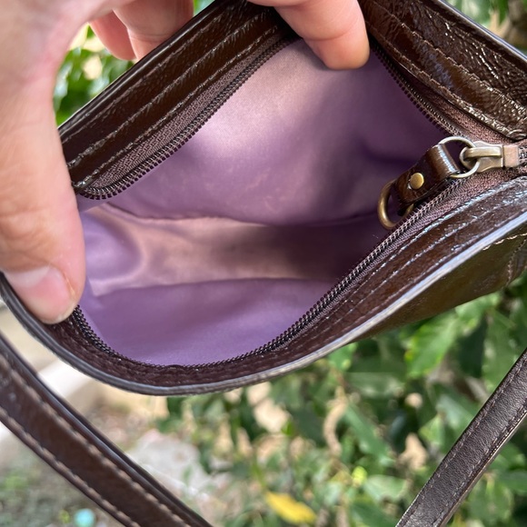 Coach Zoe mini chocolate brown patent leather - Picture 10 of 13